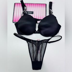 Victoria's Secret Black Bra and Panty Set Sz 32C push up & Small NWT